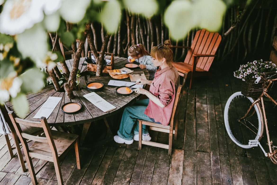 restaurant dans les arbres